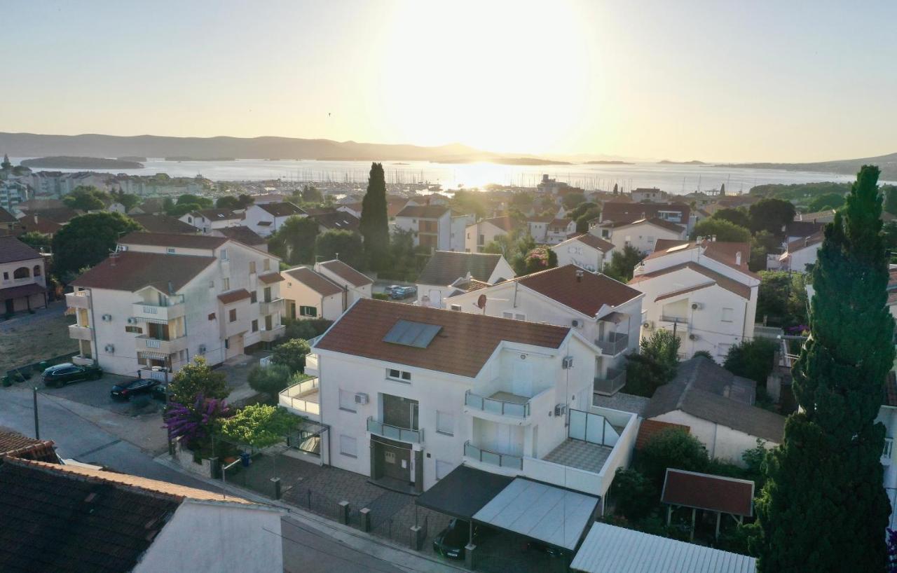 Apartments Dumancic Biograd Na Moru Luaran gambar