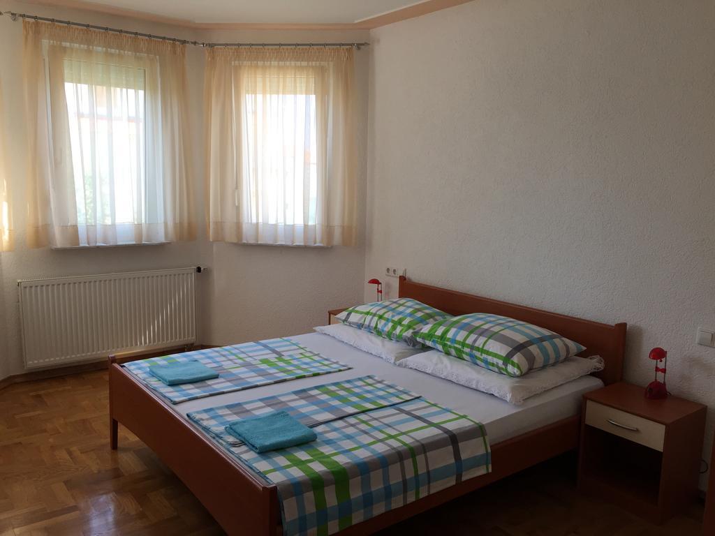 Apartments Dumancic Biograd Na Moru Luaran gambar