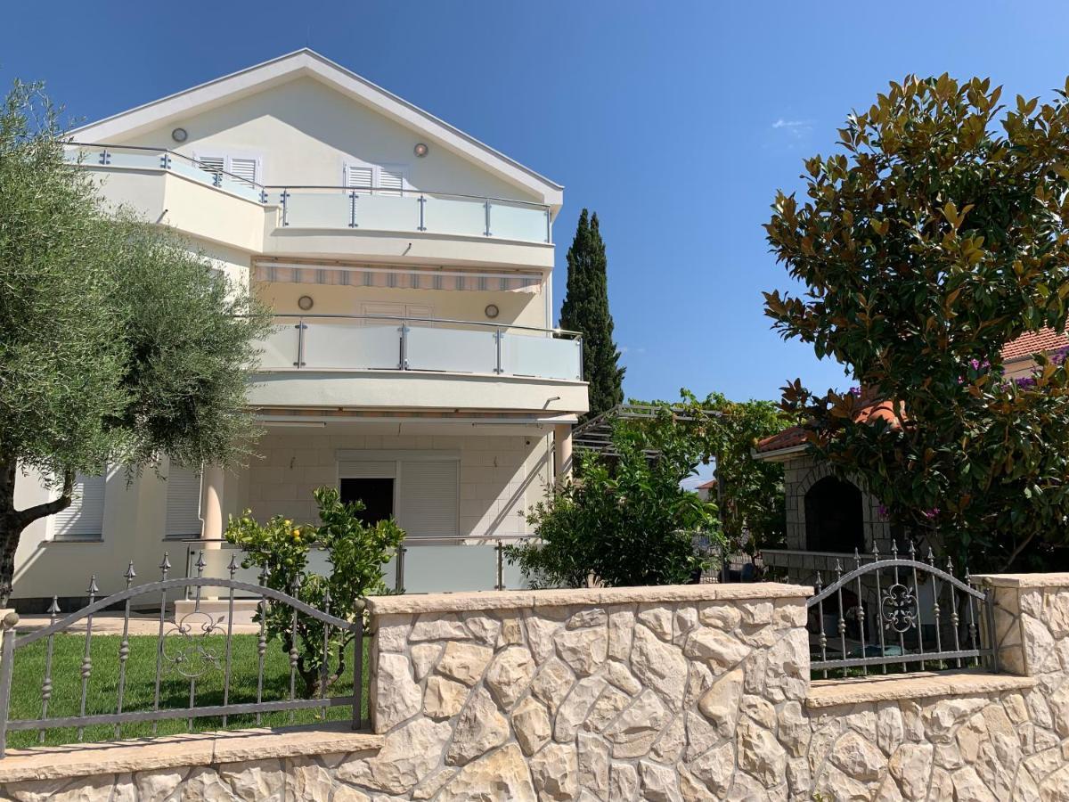 Apartments Dumancic Biograd Na Moru Luaran gambar