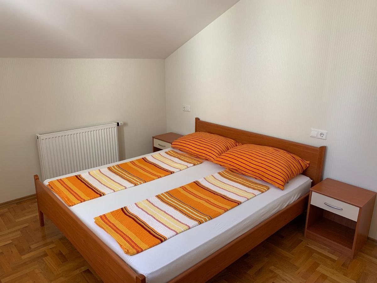 Apartments Dumancic Biograd Na Moru Luaran gambar