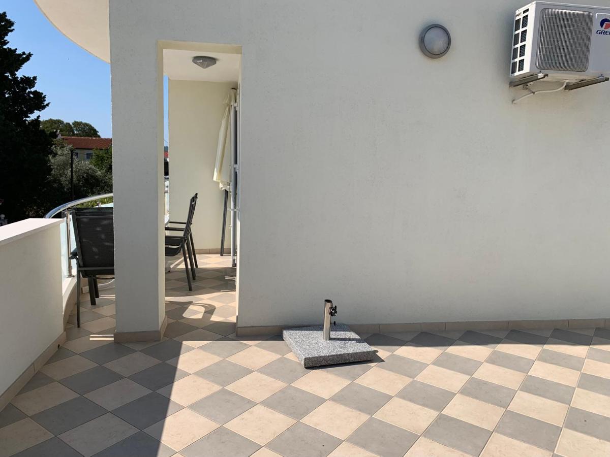 Apartments Dumancic Biograd Na Moru Luaran gambar