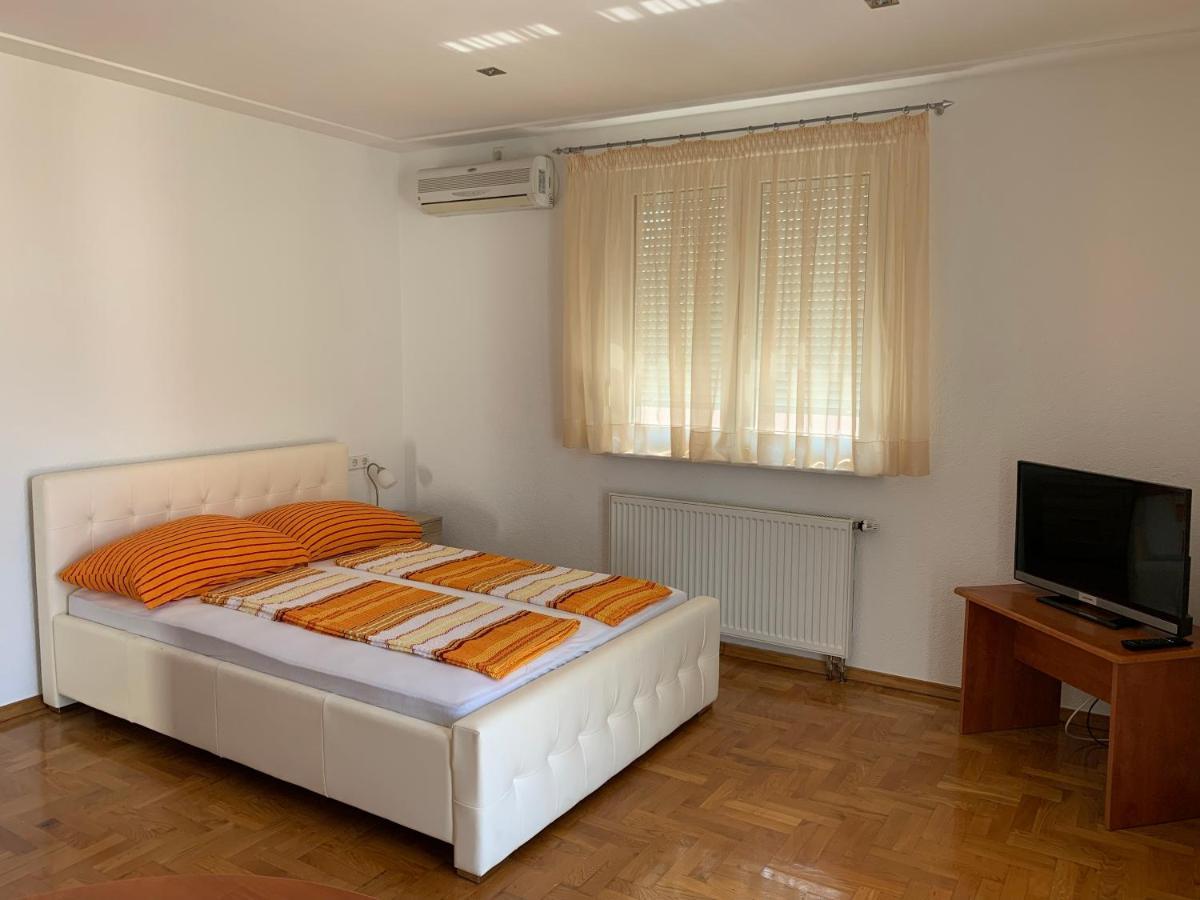 Apartments Dumancic Biograd Na Moru Luaran gambar