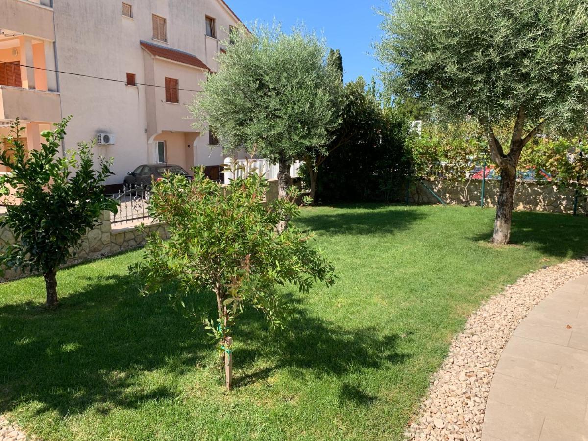 Apartments Dumancic Biograd Na Moru Luaran gambar